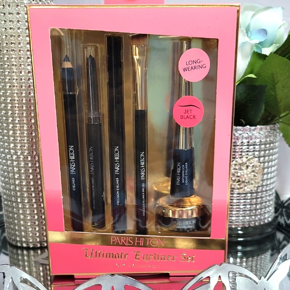 Paris Hilton Ultimate Eyeliner Set